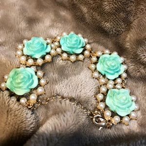 Mint Rose & Pearl Bracelet